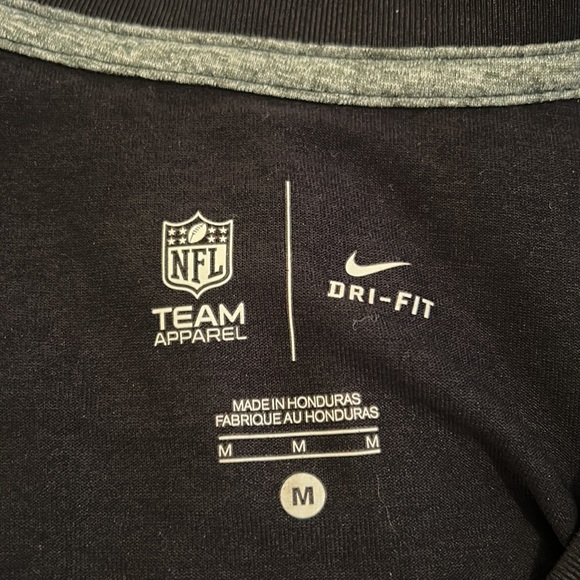 NFL Saints Tee Sz Medium - Picture 4 of 4